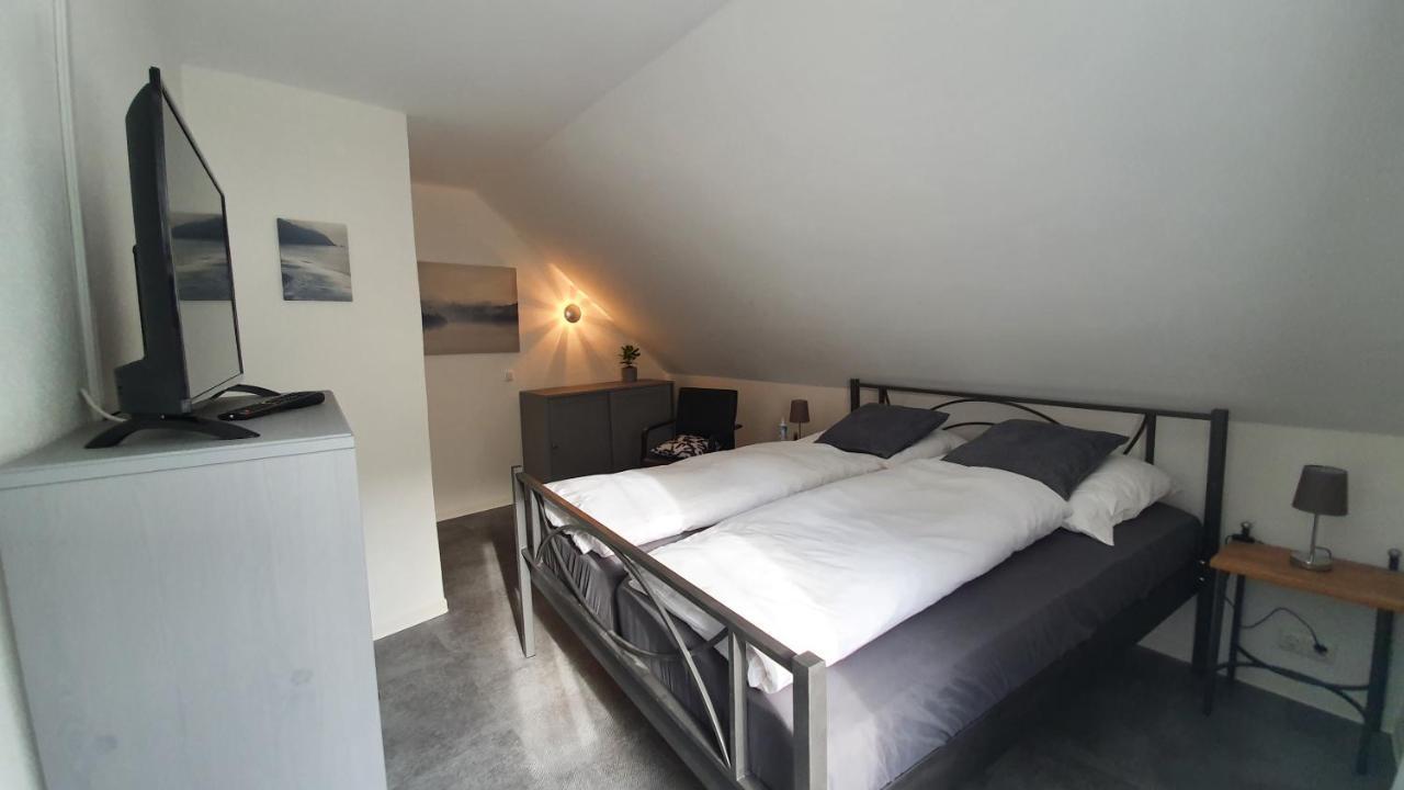 Ferienwohnung Elsa Hungen Екстериор снимка